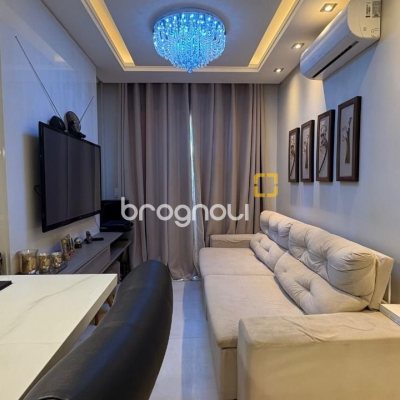 Apartamento com 85m², 3 quartos (sendo 1 suíte), 2 garagens, no bairro Pagani em Palhoça