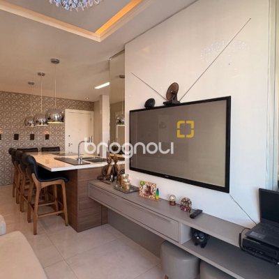 Apartamento com 85m², 3 quartos (sendo 1 suíte), 2 garagens, no bairro Pagani em Palhoça
