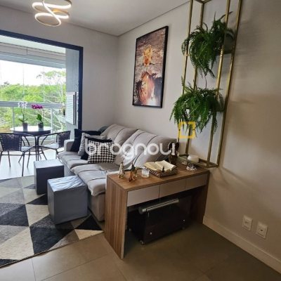 Apartamento com 82m², 3 quartos (sendo 1 suíte), 1 garagem, no bairro Canasvieiras em Florianópolis