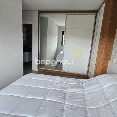 Apartamento com 82m², 3 quartos (sendo 1 suíte), 1 garagem, no bairro Canasvieiras em Florianópolis