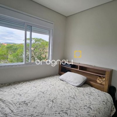 Apartamento com 82m², 3 quartos (sendo 1 suíte), 1 garagem, no bairro Canasvieiras em Florianópolis