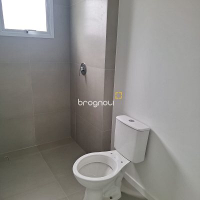 Casa de Condomínio com 95m², 3 quartos (sendo 1 suíte), 2 garagens, no bairro Morro das Pedras em Florianópolis