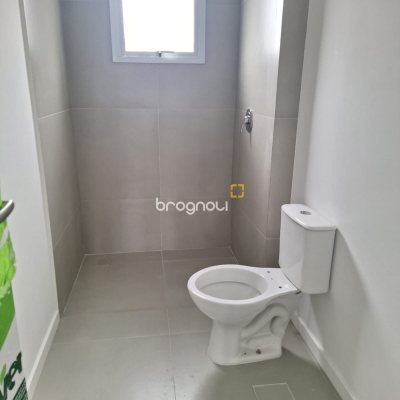 Casa de Condomínio com 95m², 3 quartos (sendo 1 suíte), 2 garagens, no bairro Morro das Pedras em Florianópolis