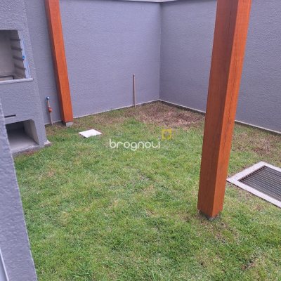 Casa de Condomínio com 95m², 3 quartos (sendo 1 suíte), 2 garagens, no bairro Morro das Pedras em Florianópolis