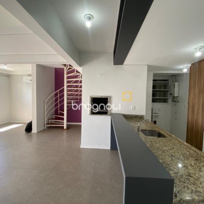 Apartamento com 95m², 1 quarto (sendo 1 suíte), 2 garagens, no bairro Barreiros em São José