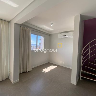 Apartamento com 95m², 1 quarto (sendo 1 suíte), 2 garagens, no bairro Barreiros em São José