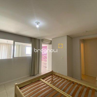 Apartamento com 95m², 1 quarto (sendo 1 suíte), 2 garagens, no bairro Barreiros em São José