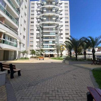 Apartamento com 95m², 1 quarto (sendo 1 suíte), 2 garagens, no bairro Barreiros em São José