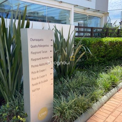 Apartamento com 95m², 1 quarto (sendo 1 suíte), 2 garagens, no bairro Barreiros em São José