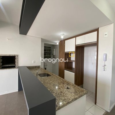 Apartamento com 95m², 1 quarto (sendo 1 suíte), 2 garagens, no bairro Barreiros em São José