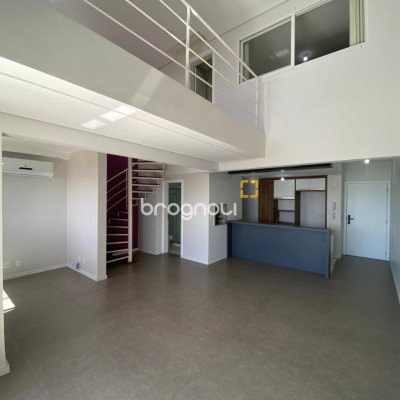 Apartamento com 95m², 1 quarto (sendo 1 suíte), 2 garagens, no bairro Barreiros em São José