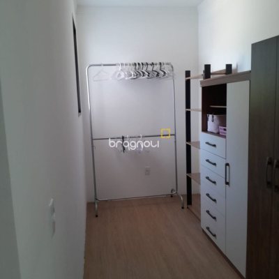Casa de Condomínio com 288m², 4 quartos (sendo 4 suítes), 4 garagens, no bairro Cachoeira do Bom Jesus em Florianópolis