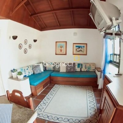 Casa com 54m², 1 quarto, 1 garagem, no bairro Cachoeira do Bom Jesus em Florianópolis