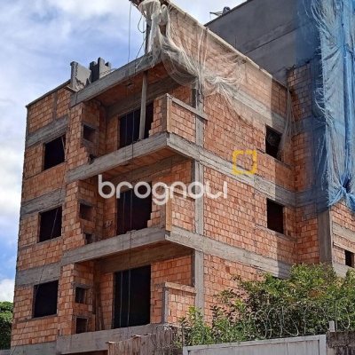Apartamento com 57m², 2 quartos, 1 garagem, no bairro Serraria em São José