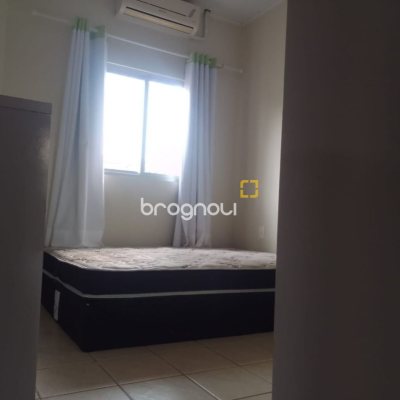 Casa com 180m², 4 quartos (sendo 1 suíte), 4 garagens, no bairro Campeche em Florianópolis