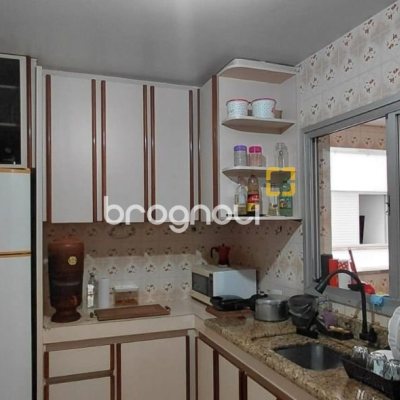 Apartamento com 91m², 2 quartos, no bairro Centro em Florianópolis