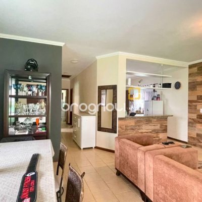 Casa com 340m², 3 quartos (sendo 1 suíte), 3 garagens, no bairro Ingleses em Florianópolis