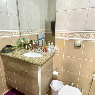 Casa com 340m², 3 quartos (sendo 1 suíte), 3 garagens, no bairro Ingleses em Florianópolis
