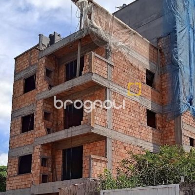 Apartamento com 57m², 2 quartos, 1 garagem, no bairro Serraria em São José