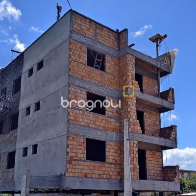 Apartamento com 58m², 2 quartos, 1 garagem, no bairro Serraria em São José