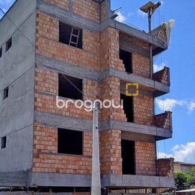 Apartamento com 69m², 2 quartos, 1 garagem, no bairro Serraria em São José