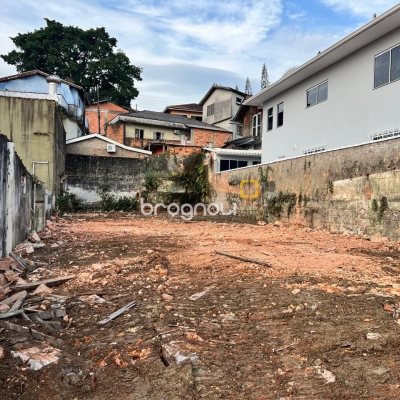 Terreno com 280m², no bairro Centro em Florianópolis