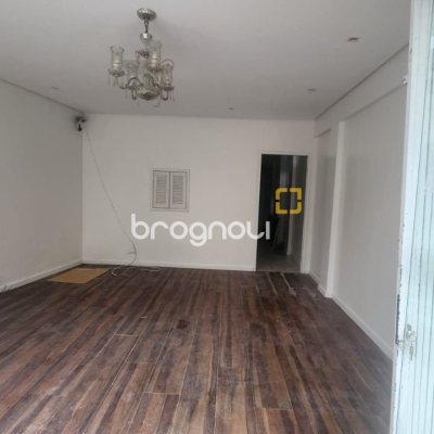Loja com 90m², no bairro Trindade em Florianópolis