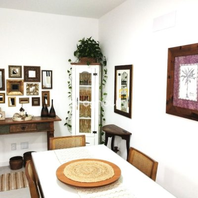 Apartamento com 72m², 2 quartos (sendo 1 suíte), 1 garagem, no bairro Pedra Branca em Palhoça