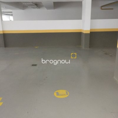 Apartamento com 72m², 2 quartos (sendo 1 suíte), 1 garagem, no bairro Pedra Branca em Palhoça