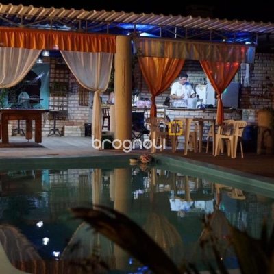 Casa com 1000m², 4 quartos (sendo 4 suítes), 4 garagens, no bairro São Miguel em Biguaçu