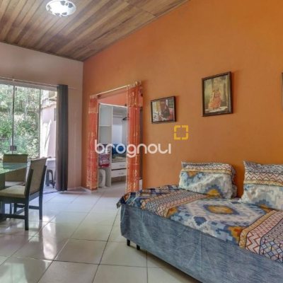 Casa com 1000m², 4 quartos (sendo 4 suítes), 4 garagens, no bairro São Miguel em Biguaçu