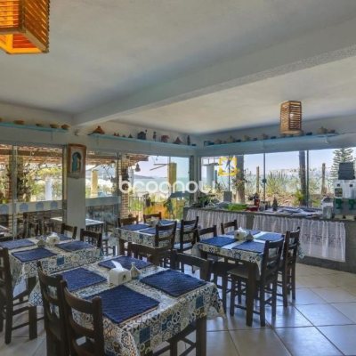 Casa com 1000m², 4 quartos (sendo 4 suítes), 4 garagens, no bairro São Miguel em Biguaçu