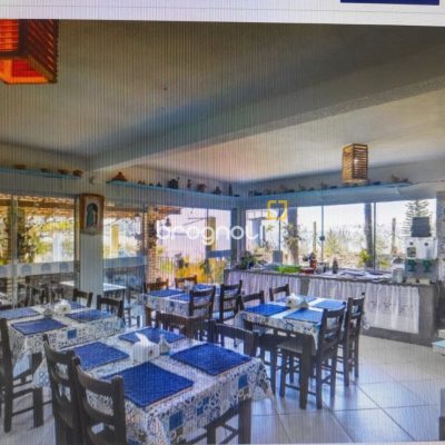 Casa com 1000m², 4 quartos (sendo 4 suítes), 4 garagens, no bairro São Miguel em Biguaçu
