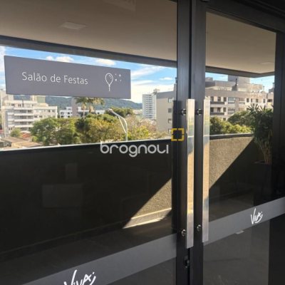 Studio com 32m², 1 quarto, 1 garagem, no bairro Trindade em Florianópolis