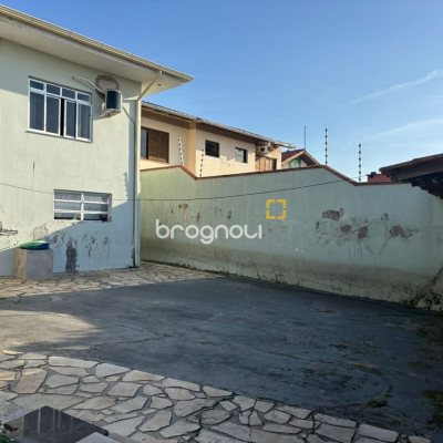 Casa com 177m², 4 quartos, 4 garagens, no bairro Jardim Atlântico em Florianópolis