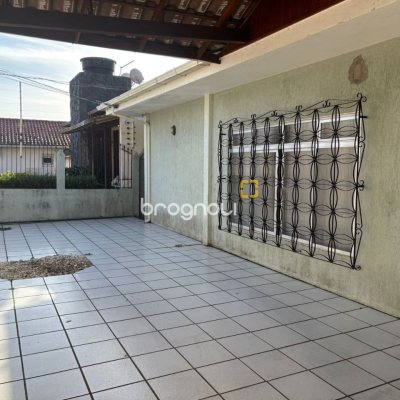 Casa com 177m², 4 quartos, 4 garagens, no bairro Jardim Atlântico em Florianópolis