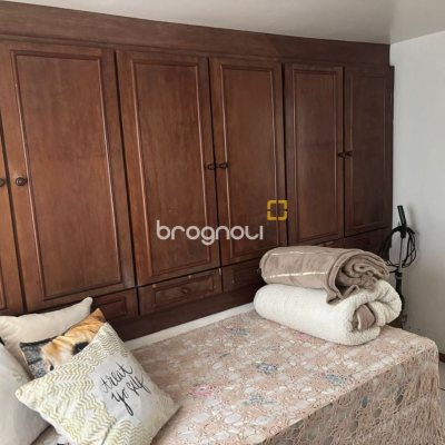 Casa com 177m², 4 quartos, 4 garagens, no bairro Jardim Atlântico em Florianópolis
