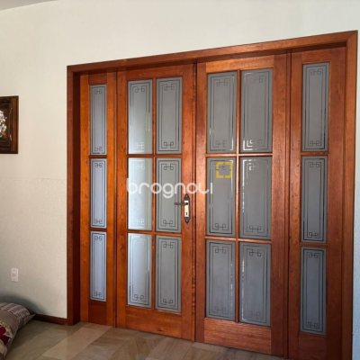 Casa com 177m², 4 quartos, 4 garagens, no bairro Jardim Atlântico em Florianópolis