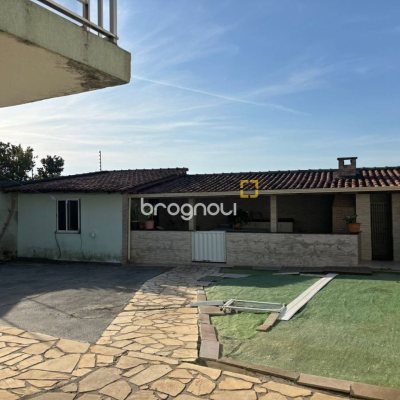 Casa com 177m², 4 quartos, 4 garagens, no bairro Jardim Atlântico em Florianópolis