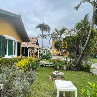 Casa com 58m², 1 quarto, 1 garagem, no bairro Cachoeira do Bom Jesus em Florianópolis