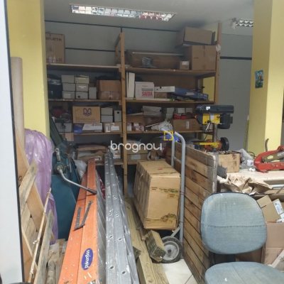Casa com 212m², 4 quartos (sendo 1 suíte), 2 garagens, no bairro Vargem Grande em Florianópolis