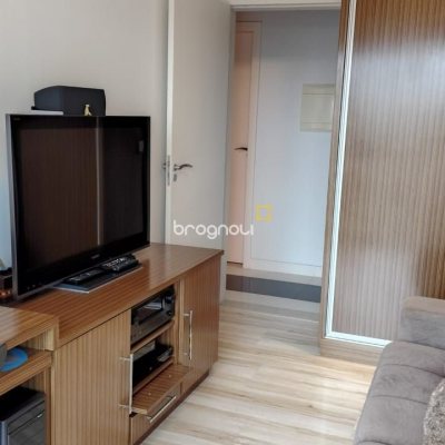 Apartamento com 99m², 3 quartos (sendo 1 suíte), 1 garagem, no bairro Coqueiros em Florianópolis