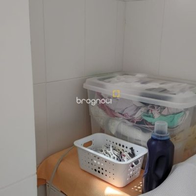 Apartamento com 99m², 3 quartos (sendo 1 suíte), 1 garagem, no bairro Coqueiros em Florianópolis