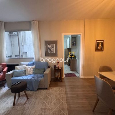 Apartamento com 49m², 1 quarto, no bairro Centro em Florianópolis
