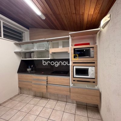 Apartamento com 49m², 1 quarto, no bairro Centro em Florianópolis
