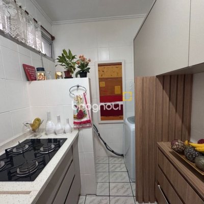 Apartamento com 49m², 1 quarto, no bairro Centro em Florianópolis