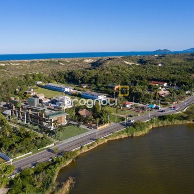 Loft com 53m², 1 quarto (sendo 1 suíte), 1 garagem, no bairro Lagoa da Conceição em Florianópolis