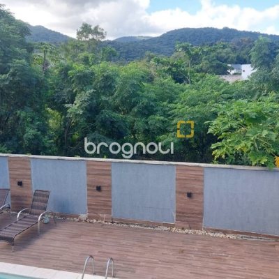 Casa com 136m², 2 quartos, 1 garagem, no bairro Rio Tavares em Florianópolis