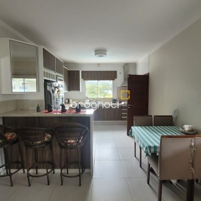 Casa com 136m², 2 quartos, 1 garagem, no bairro Rio Tavares em Florianópolis