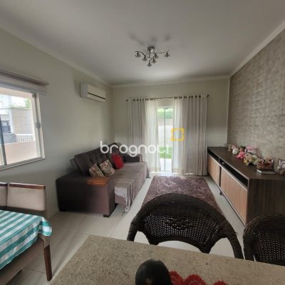 Casa com 136m², 2 quartos, 1 garagem, no bairro Rio Tavares em Florianópolis